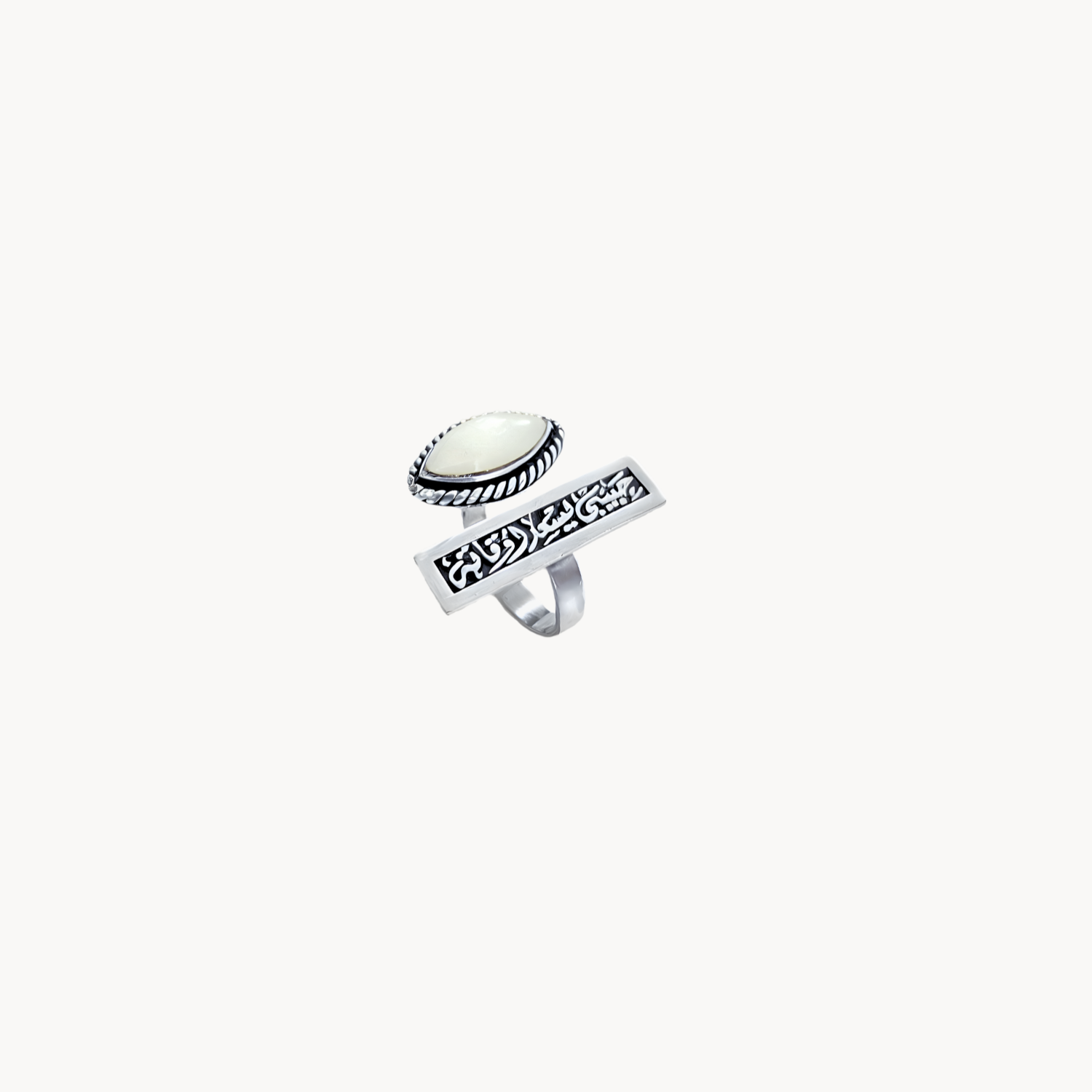 Amour Divine Ring