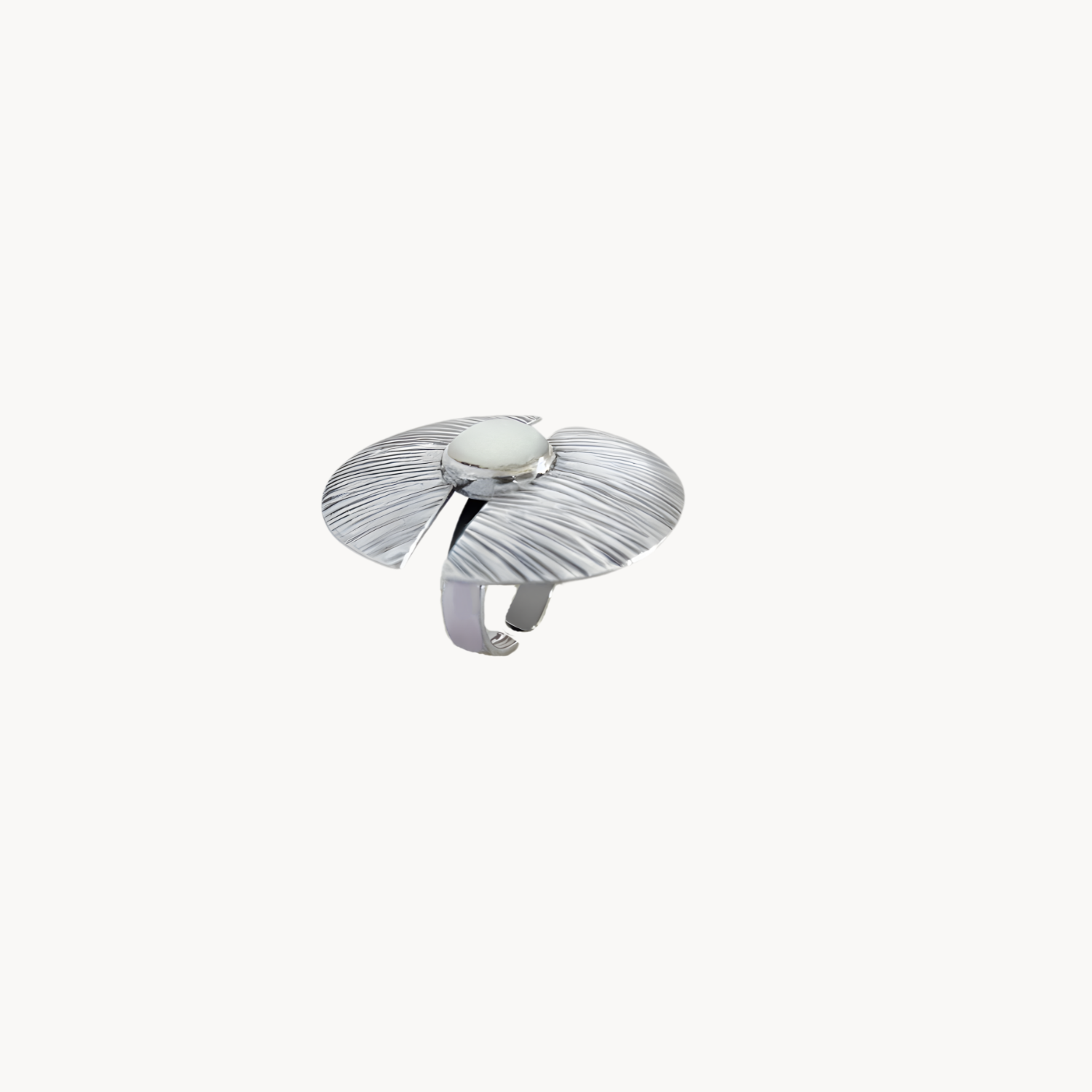 Loyalis Ring